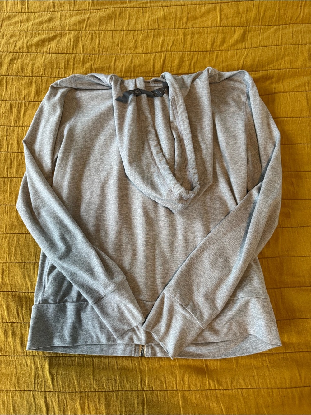 Vuori Halo Hoodie - Women’s XS - Picture 4 of 4